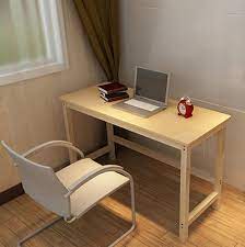 Terdapat engsel pada setiap kaki mejanya dan permukaan utama mejanya yang dapat dibuka sehingga meja lebih miring ke arahmu. 75 Desain Meja Komputer Minimalis Modern Terbaru 2021 Rumahpedia