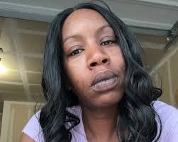 Sheri Dearing's Instagram, Twitter & Facebook