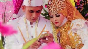 Hukum nikah adalah sunah karena nikah sangat dianjurkan oleh rasulullah. Lima Rukun Nikah Dan Penjelasannya