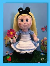 Alice in Wonderland Crochet Pattern, Princess (english PDF Pattern Only,  This is Not the Finished Doll)