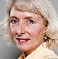 How this engineer built a women's group that's more than just talk