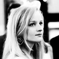 400+ profilů „Hrouda“