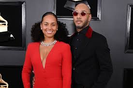 Swizz beatz, rick ross & dmx)» и другие. Alicia Keys Gets A Quarantine Manicure From Husband Swizz Beatz