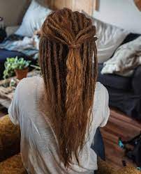Diese Wunderschone Mahne Hat Marina Dreadfactory Gezaubert Sina Hatte Zunachst Unterhaar Dreads Und Dann Wurden Es Eb White Girl Dreads Dreads Hair Beauty