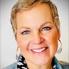 Today we welcome Sienna Edwards to this amazing world! I've known her for 9  long months already but am even more in love with her today. Thank you for  all the kind