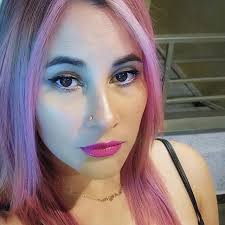 🎥 • @ledejesus_ Sophia, hija de Patricia Schwarzgruber y Jonathan  Montenegro, lamentó los duros comentarios que ha recibido por una  dedicatoria que le hizo a su mamá en las redes sociales.  #JonathanMontenegro #