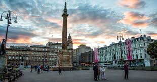 Glasgow is scotland's largest city, and it forms an independent council area that lies entirely within the historic county of lanarkshire. Glasgow Scotland 24 Hours Of Fun For The Whole Family Earth Trekkers