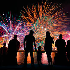 🥇 Juegos Pirotécnicos, Pirotecnia Medellín EVENTOS pólvora fría