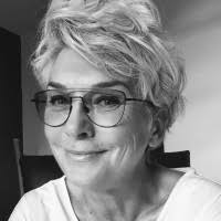 9 "Angelika Resch" profiles