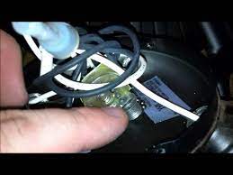 The harbor breeze ceiling fan will turn on and the fans light (if the fan has a light unit) will blink three times, this signals a synchronization that is successful. Harbor Breeze Fan Flashing Repaired Youtube