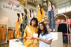 Shop h&m 2021 collection online @ zalora malaysia & brunei. H M Malaysia On Twitter Find Out What Happened During The Personal Shopping Experience With Our Lucky Winner Magicaleve And Schaalyahya At H M Lot 10 Hmmalaysia Hmschaalyahya Https T Co Bmkdcush07