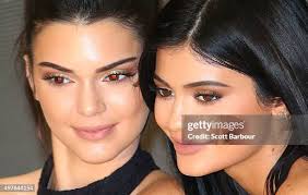 1.116 fotos e imágenes de alta resolución de Kendall Scott