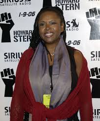 Luxurious $2.4 Million Robin Quivers House: A Guided Tour - Homezillow