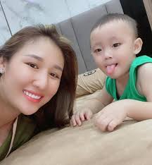 Nữ CEO đi đẻ chạm mốc 92kg, sau sinh 15 ngày nóng lòng làm chuyện ấy vì sợ  chồng ra ngoài