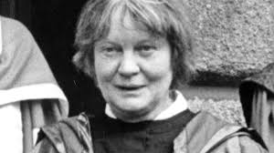 How Irish was Iris? The life and times of the first Irish-born Booker  Prize-winner