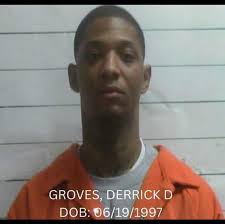 Tina and her husband decided they wanted to give the gift of Christmas to a  person who needed it the most. So when they met a homeless woman named  Phylis, they helped