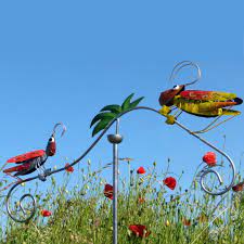 Hier gibt es die wahl zwischen verschiedenen materialien. Windspiel Gartendekoration Unruhe Garten Pendel Witzige Heuschrecken