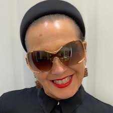 Tina Gill Style and Beauty