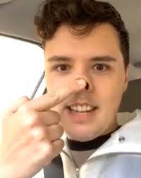 Jade Stratton (@JadeStratty)