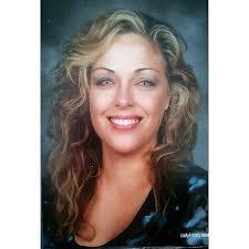 Elizabeth Jamison's Instagram, Twitter & Facebook