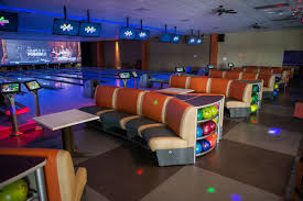 It includes a private bathroom. Book A Party Bowl And Game At Event Zona In Tupelo Ms