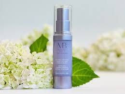 Meaningful beauty, a brand by cindy crawford promises you to get skin like her even in your 50's. Meaningful Beauty Skincare System Review Cremes Come True