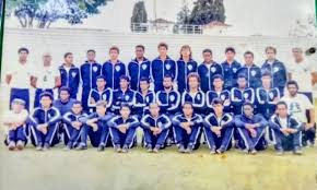 BAÚ DA HISTÓRIA. ARAXÁ DO PASSADO. O registro foi no estádio Fausto Alvim e  destaca o esquadrão do Araxá Esporte Clube, campeão mineiro da Segunda  Divisão, comandado pelo técnico Morais. Voce consegue