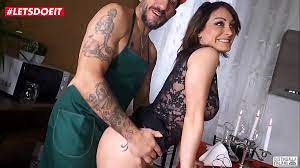 CASTING ALLA ITALIANA - #Mila Ramos - Busty Italian MILF Ready To Try Porn  Casting - XVIDEOS.COM