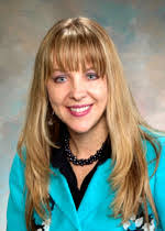 Lara Ramsey's Instagram, Twitter & Facebook