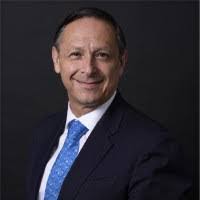 Carlos Viteri's Instagram, Twitter & Facebook