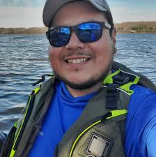 What could be causing a 1995 vehicle to not start?