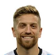 Alejandro darío gómez (born 15 february 1988), known as papu gómez, is an argentine professional footballer who plays as a forward, winger or as an attacking midfielder for italian club atalanta, where he is team captain, and the argentina national football team. Alejandro Gomez Fifa 21 Fifa Futhead