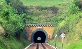 Logan, joseph heim dan alan wilson. Intip 3 Terowongan Kereta Api Paling Legendaris Okezone Economy