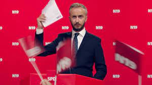 Jan böhmermann vorsitz spd nackt