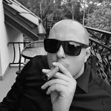 Bułgarski atleta (@rumcajson)