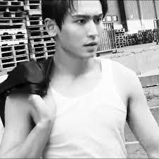 Zhang zhehan and rumored girlfriend wang peiwen were suspected of being married. Zhang Zhe Han Fansite The Mad Man Youtube