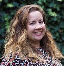 Celina Newell's Instagram, Twitter & Facebook