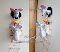 что можно сделать из лёгкого пластилина на новый год Myshki Vorishki Magnit Na Holodilnik Svoimi Rukami 12 Tys Izobrazhenij Najdeno V Yandeks Kartinkah Remesla Miniatyury Iz Polimernoj Gliny Rozhdestvenskie Podelki