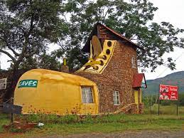 Weird Houses Around The World Crazy Houses Unusual Homes Unusual Buildings