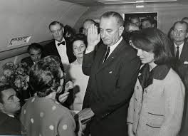 Maybe you would like to learn more about one of these? Jackie Kennedy Die First Lady Die Ihr Leben Meisterte Wie Keine Andere Nzz