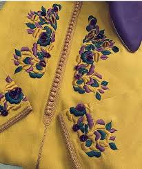 مرمة الشمال Sur Instagram مرحبا بكم في صفحتنا خياطة جميع الققفاطين و الجلاليب الم Embroidery Dress Pattern Embroidery Suits Design Fashion Drawing Dresses