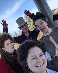 Gwen Healy's Instagram, Twitter & Facebook