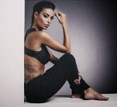 Gülay hançer #iştebenimstilim #istebenimstilim #gülayhançer #gulayhancer. Bu Tarz Benim Gulay Hancer Kimdir Yasi Boyu Kilosu Kac Pratik Bilgiler Ve Faydali Bilgiler Sitesi Www Gevezeadam Com