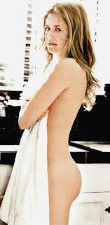 Nude with a towel : rJennaFischer
