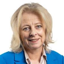 CMS celebrates success at the 2023 Legal Business Awards