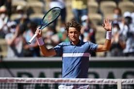 Buzarnescu, who climbed to a world ranking high of 24 in 2018, has slipped down to 148 due to a run of injuries, but showed she is still a dangerous opponent on her day. Bgmzs5chbnnprm