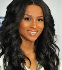 They are styled with a hair drier and a round ceramic brush. Hair Story Ciara Un Ruly