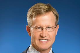 Tim Belk Retires As Belk CEO, Hot Topic's Lisa Harper To Step In