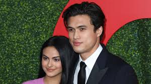 Victor took to instagram to share two photos with camila over the weekend while celebrating her birthday in the hamptons. Riverdale Stars Camila Und Charles Sollen Getrennt Sein Promiflash De