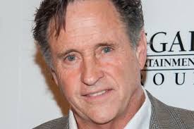 Robert Hays